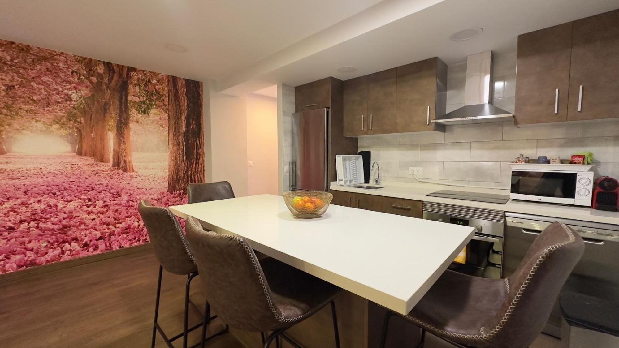 Luxury New Apartment City Centre & Beach, Alicante Bagian luar foto