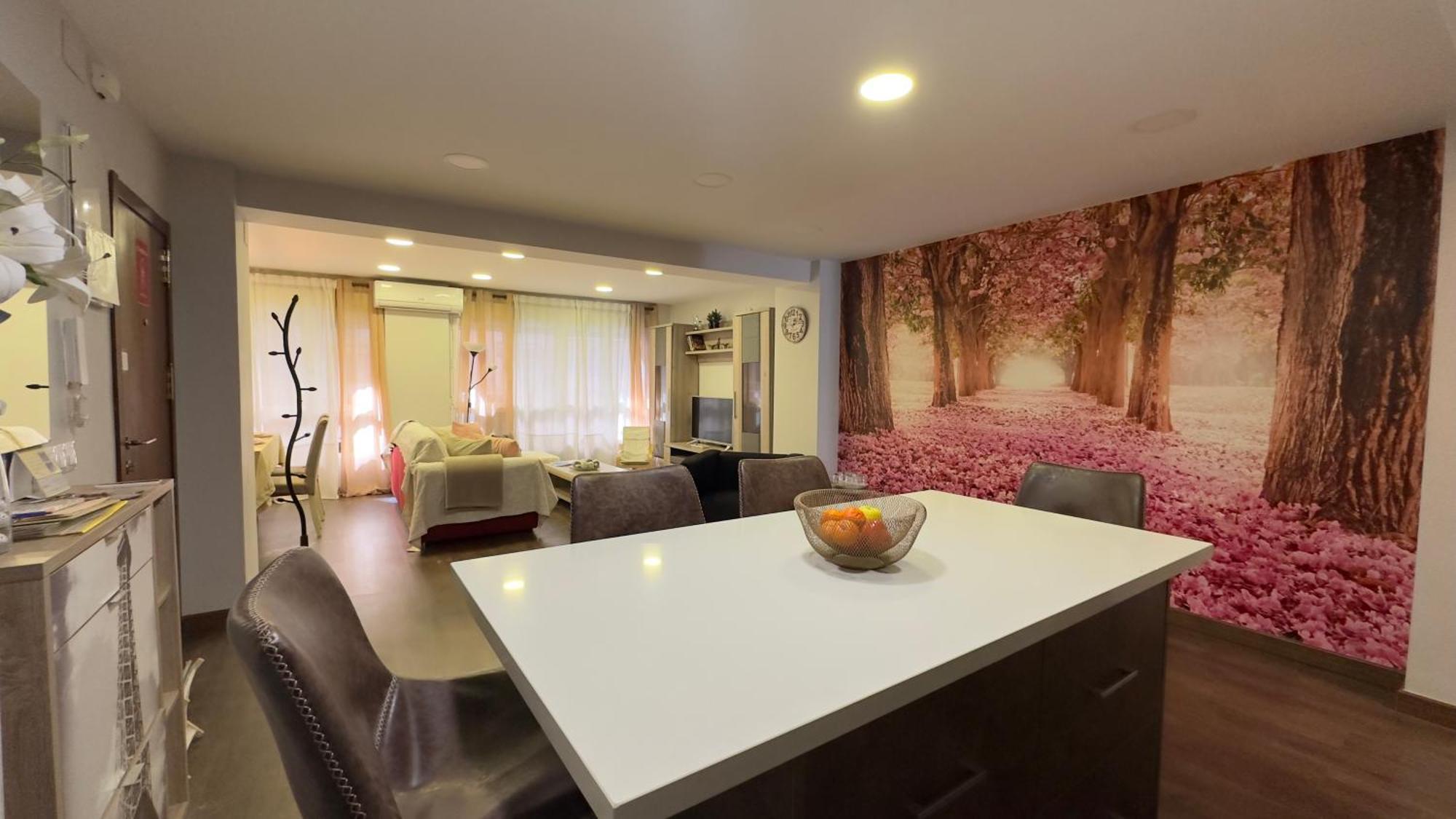 Luxury New Apartment City Centre & Beach, Alicante Bagian luar foto