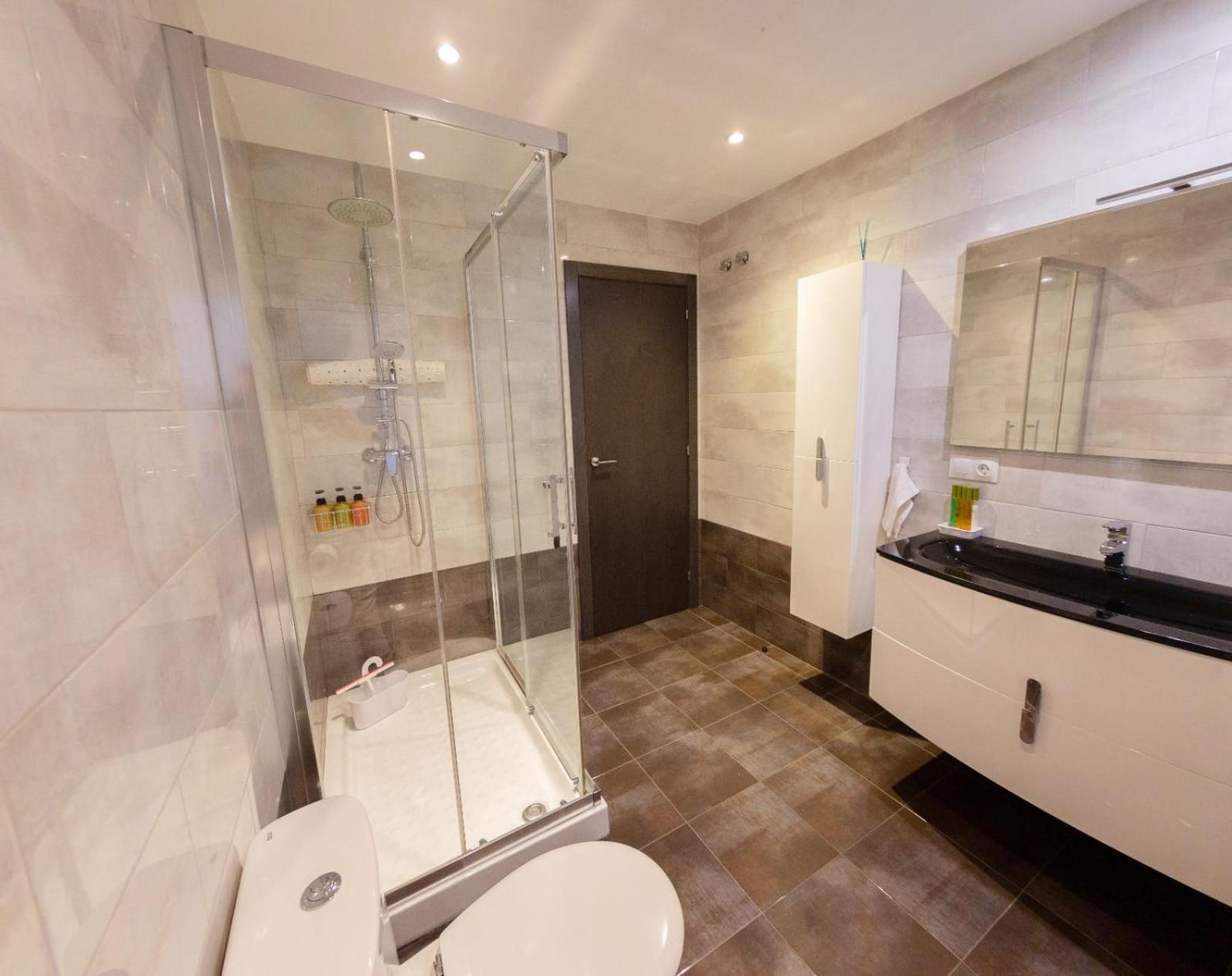 Luxury New Apartment City Centre & Beach, Alicante Bagian luar foto